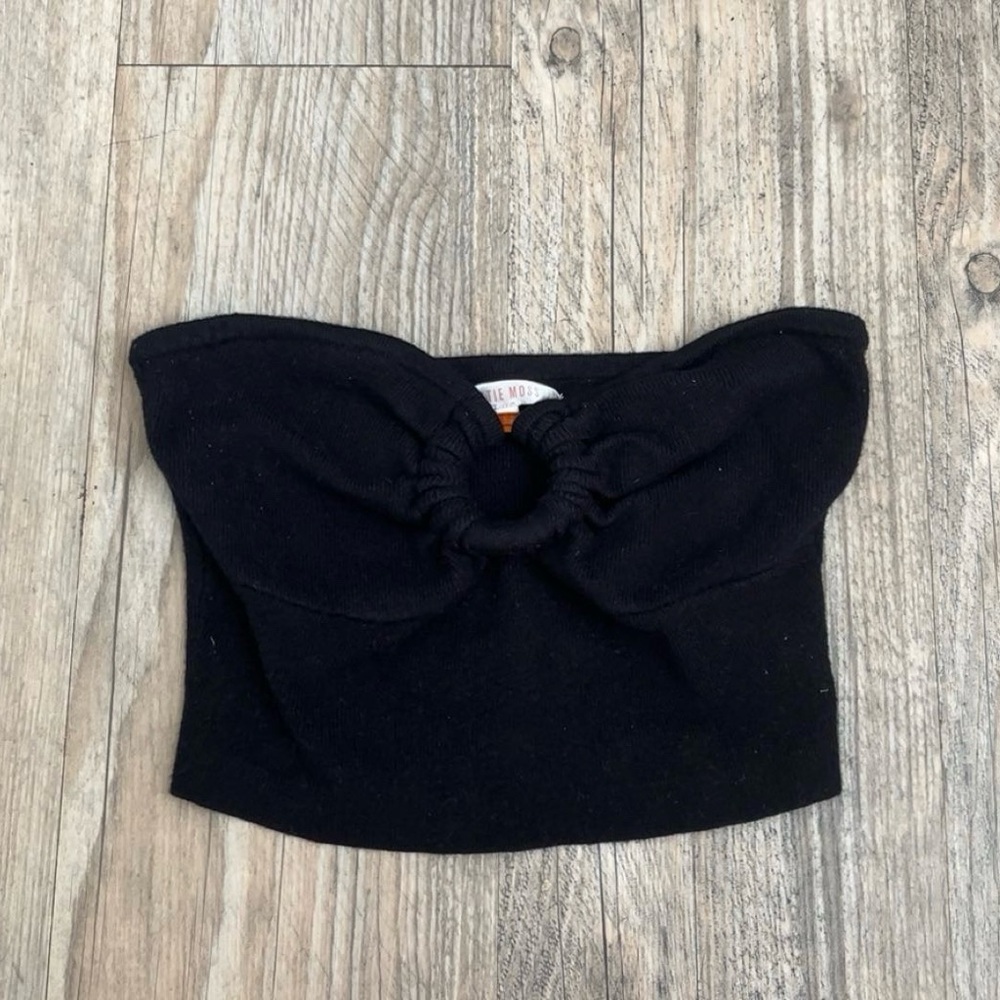 Black Strapless Crop Top